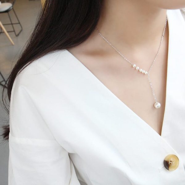 Golden / Silver Stylish Clavicle Pendent For Girls